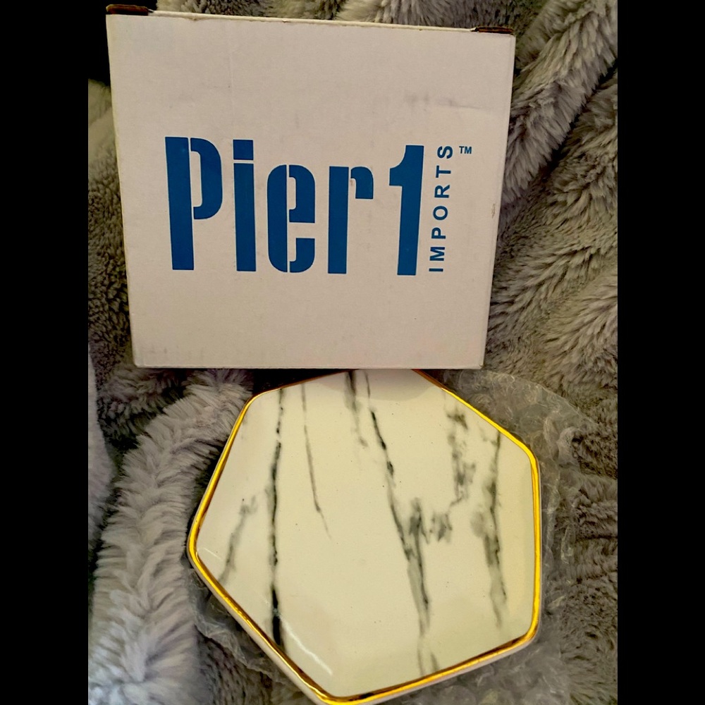 Pier 1 Jewelry Ring Plate